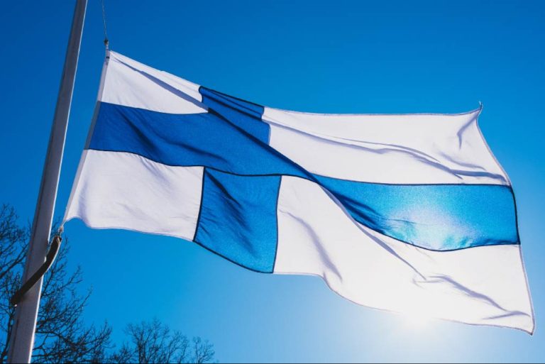 Bandiera finlandia2_1280