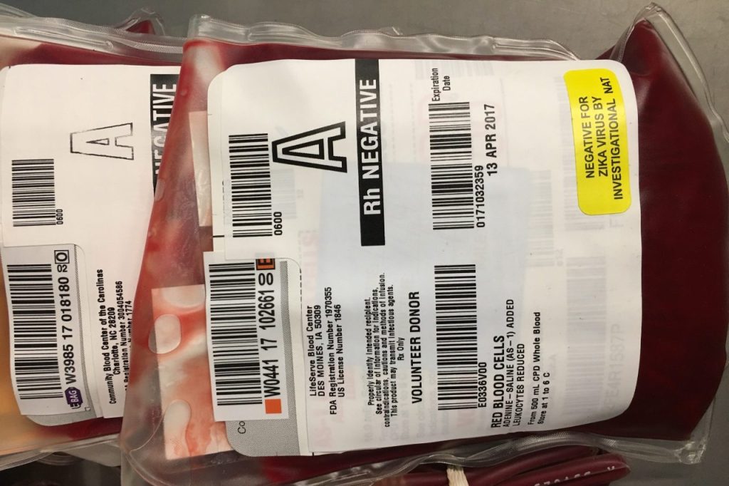 food-material-blood-bags-transfusion-1382074-pxhere.com