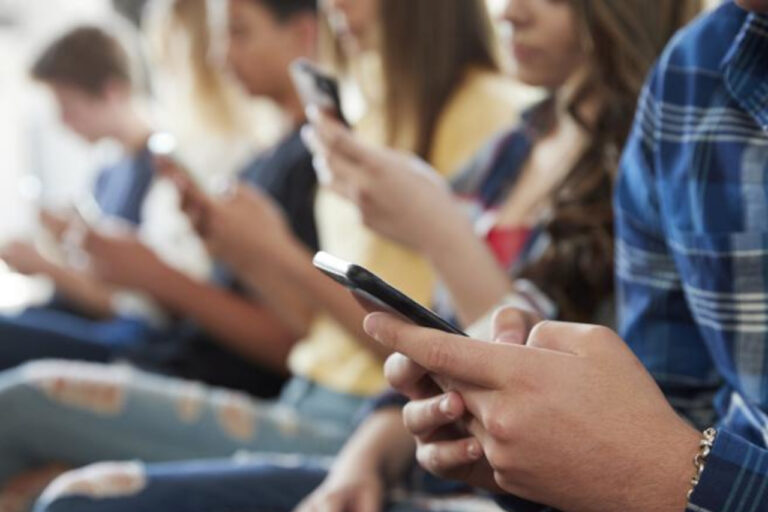 ONestamente, c’è una vita da vivere oltre lo schermo (SECONDA PARTE)